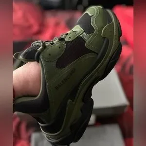 Men Size 10 Balenciaga Triple S Sneakers Black/Kaki.  Only worn twice. BALENCIAGA Triple S Logo-Print Faux Leather Sneakers for Men  main image 3